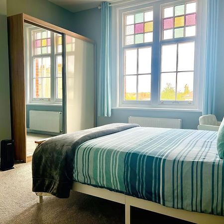 פול Lovely 2 Bed 2 Bath Flat With Free Parking מראה חיצוני תמונה