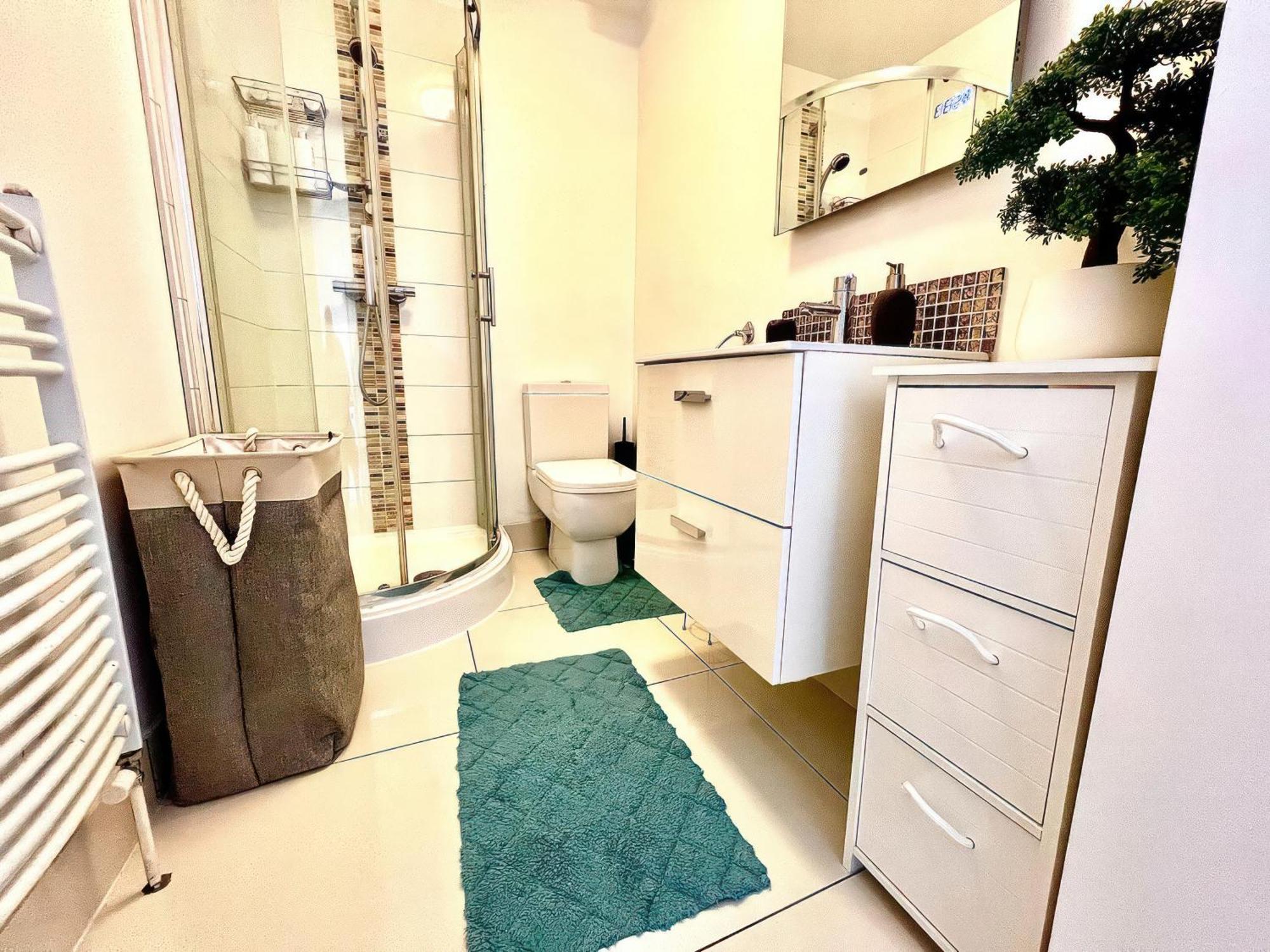 פול Lovely 2 Bed 2 Bath Flat With Free Parking מראה חיצוני תמונה